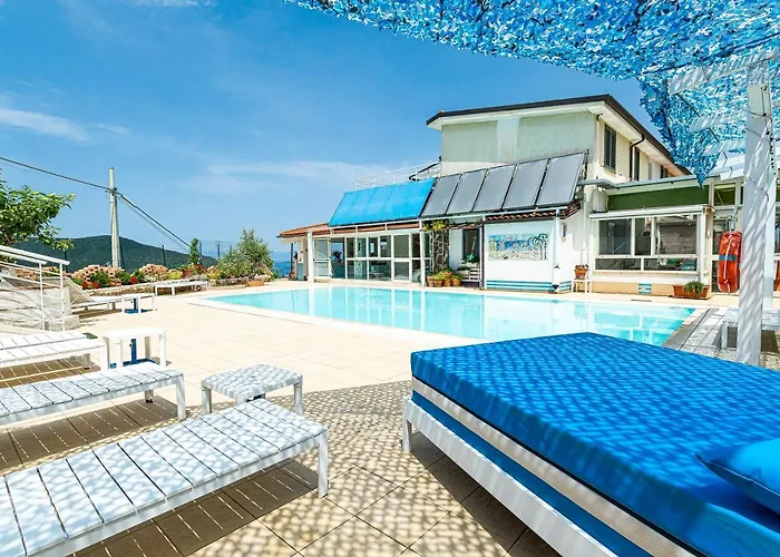 別荘 Mediterraneo Relais - Gym, Pool & アグローポリ